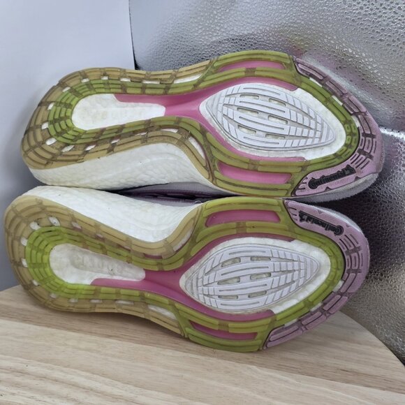 Women’s Size 8.5 - Adidas Ultraboost 21‎ Purple Ice White Running Shoes S23831 - Picture 8 of 8